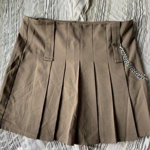 Pleated Kilt with side chain